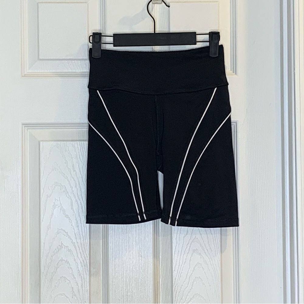 Victoria’s Secret Essential Bike Shorts Black Size XS